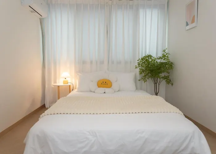 Apartamento 'mor Stay'6 People,airport Bus,mang-won Market 3 Min,홍대 10 Min,명동 20 Min,han River Park Seúl